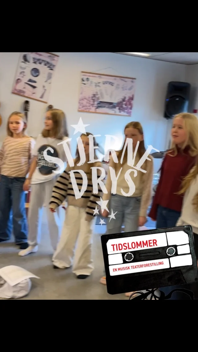 Der er masser af korsang til årets Stjernedrys. Her er kig i kulissen hos juniorkoret i Bjedstrup. Køb billet på kulturskolenskanderborg.dk/stjernedrys

#kulturskolenskanderborg #stjernedrys